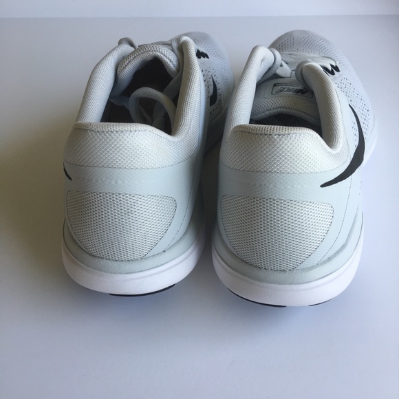 ❤️SOLD❤️Nike mens Flex 2016 Run Platinum Sneakers - Picture 6 of 8